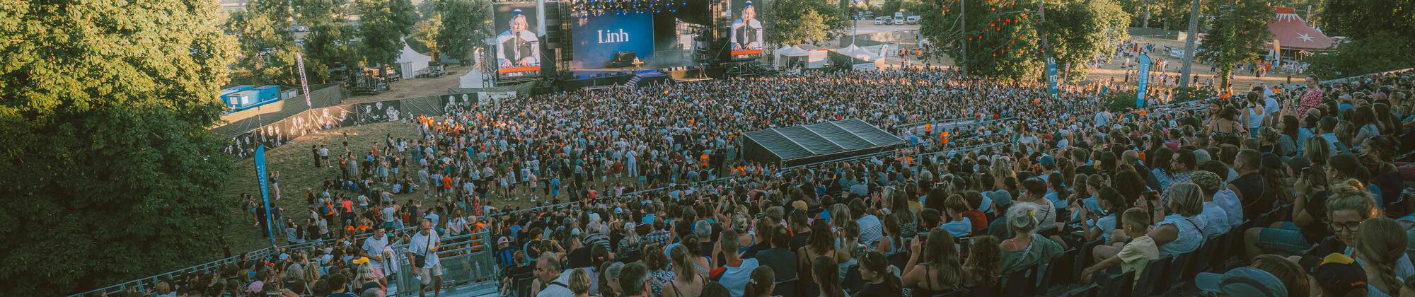 Printemps de pérouges