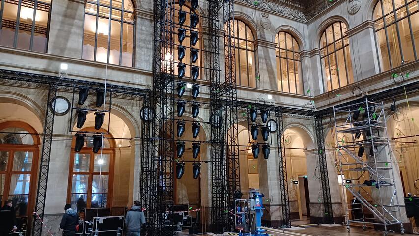 défilé Fendi Fashion Week structure audiovisuel