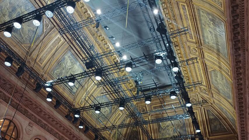 défilé Ami Fashion Week plafonnier