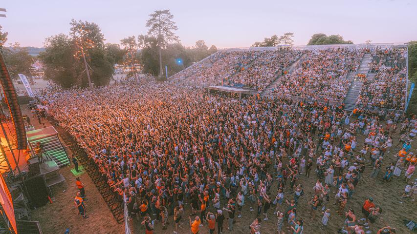 PRINTEMPS DE PEROUGES